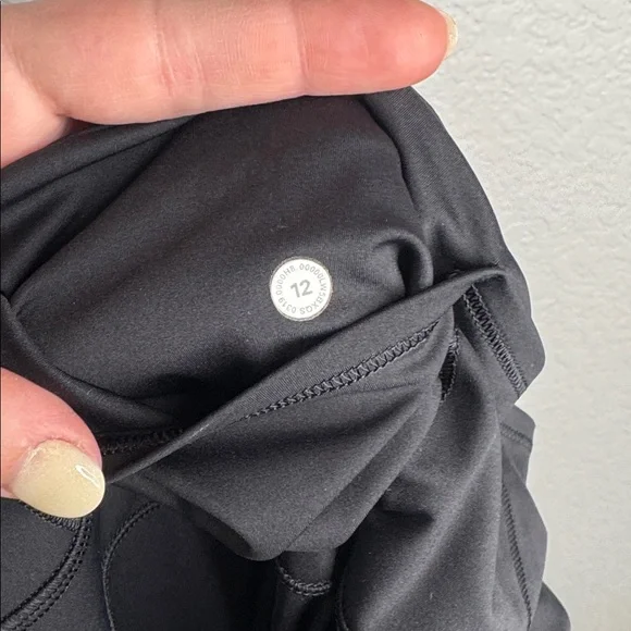 Lululemon Fast and Free High Rise Leggings 25” Black Size 12 - Picture 8 of 9